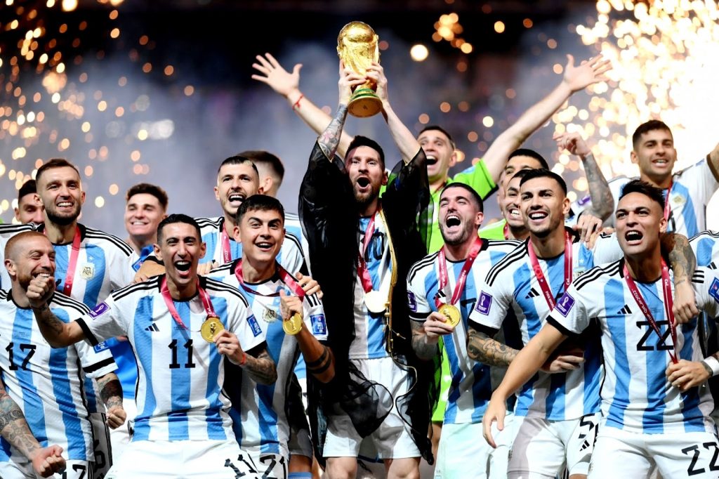 Messi cùng đội tuyển Argentina đã giành chức vô địch WC 2022